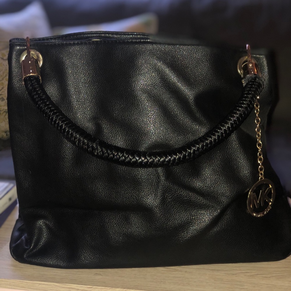 Black Michael Kors Large Shoulder Bag.